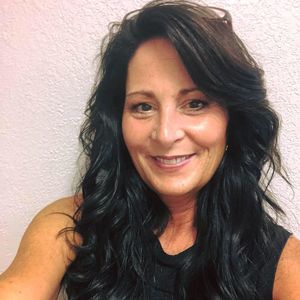 Meet your Posher, Joelle